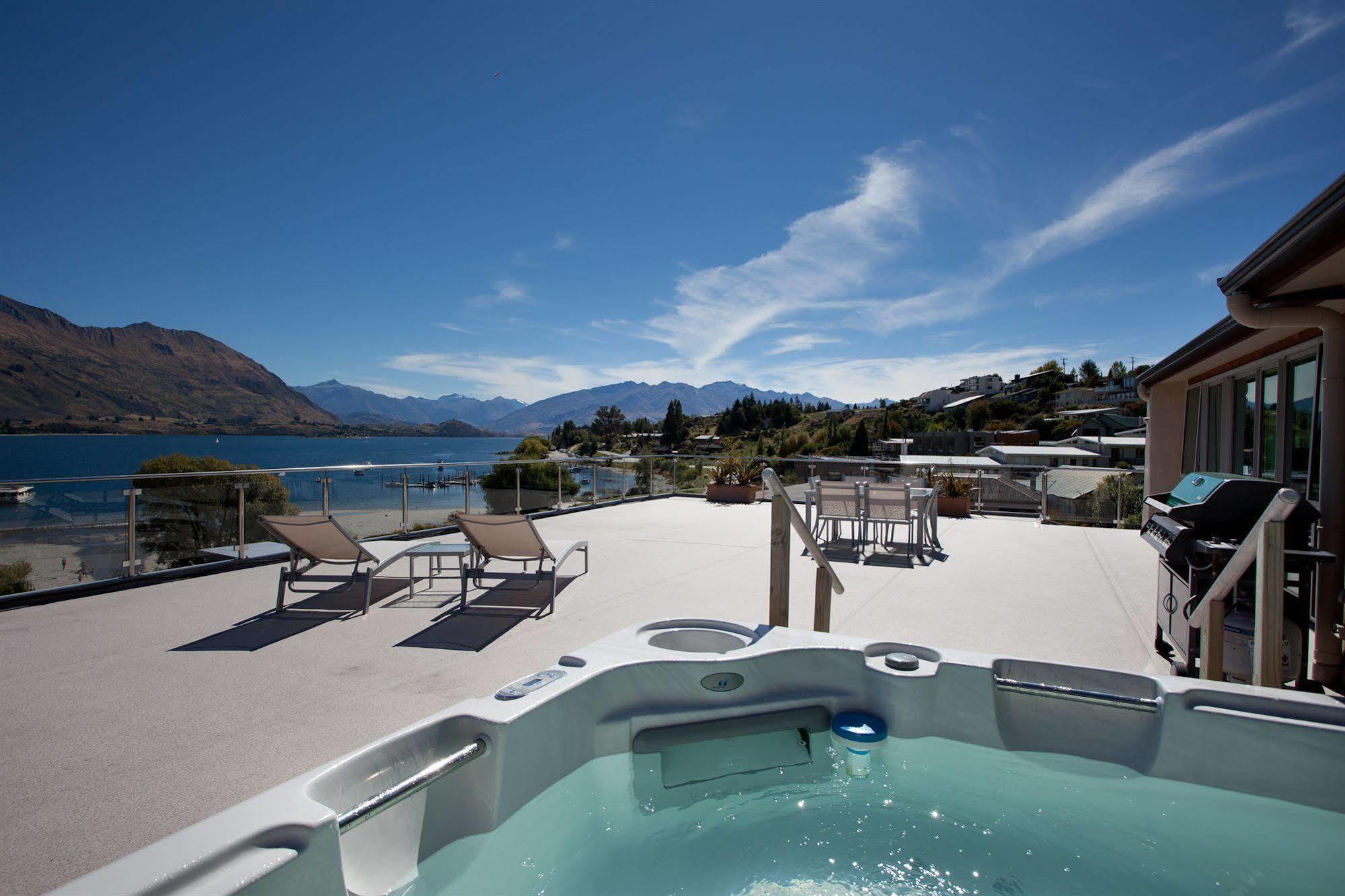 Lakeside Apartments Wanaka Dış mekan fotoğraf