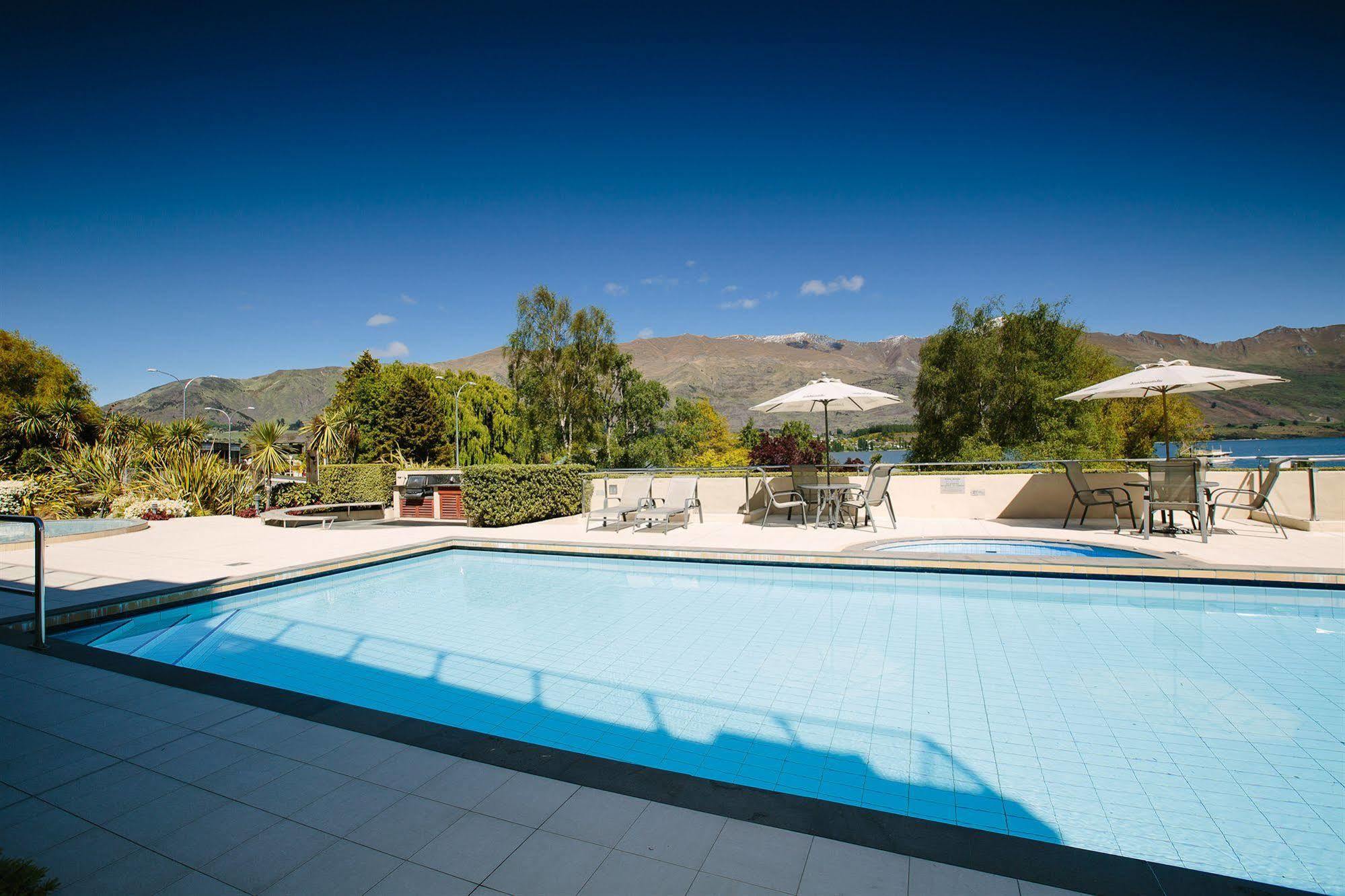 Lakeside Apartments Wanaka Dış mekan fotoğraf